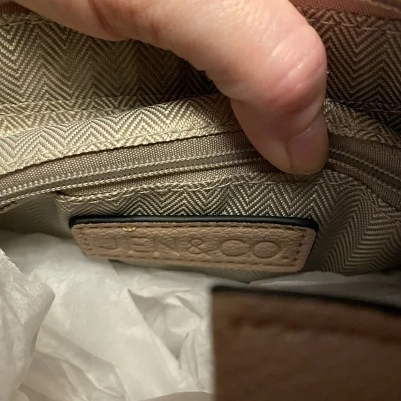 Chic Florentine Leather Shoulder Bag - Picture 4 of 4